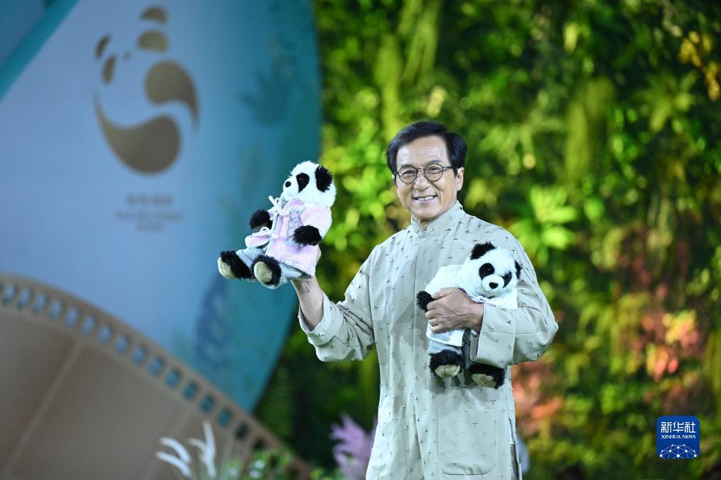 钱龙博亚
